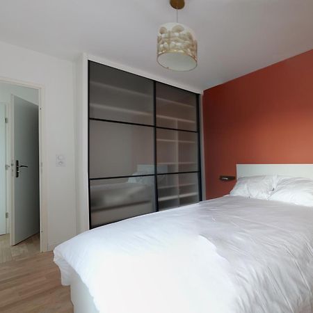 Appartement Residence Neuve Proche Versailles Saint-Cyr-l'Ecole Exterior foto
